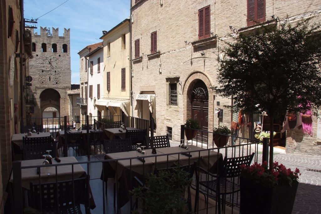 Oro Rosso Hotel Ristorante Montefalco Ngoại thất bức ảnh
