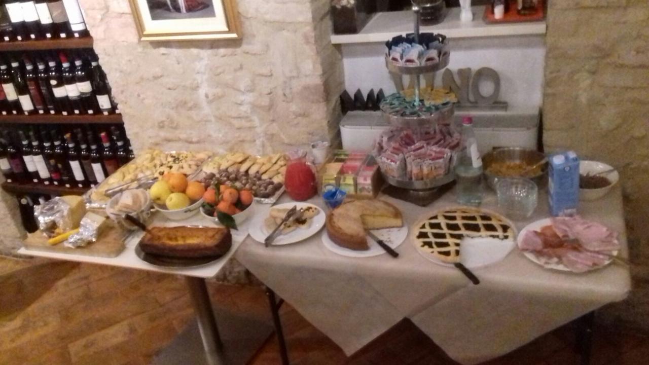 Oro Rosso Hotel Ristorante Montefalco Ngoại thất bức ảnh